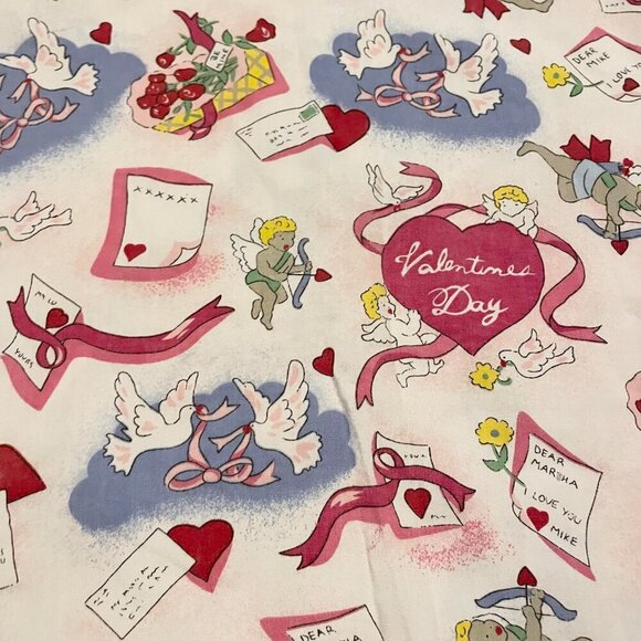 Scrubs Station Valentines Day Womens Size 2XL Scrub Shirt Top - Picture 2 of 16